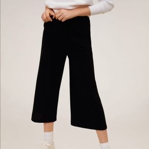 Black Cropped Culotte Pants